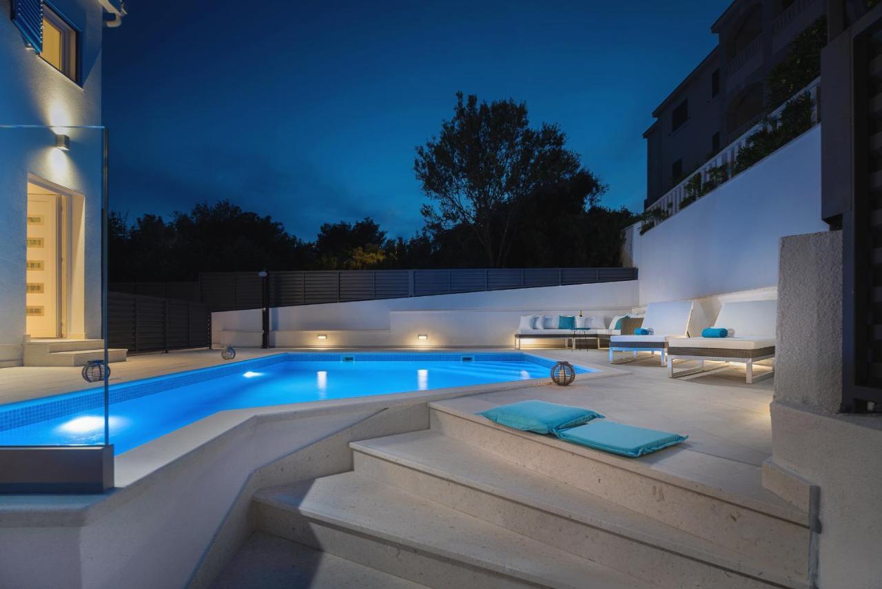 Villa Miholina - With Heated Swimming Pool Trogir Eksteriør bilde