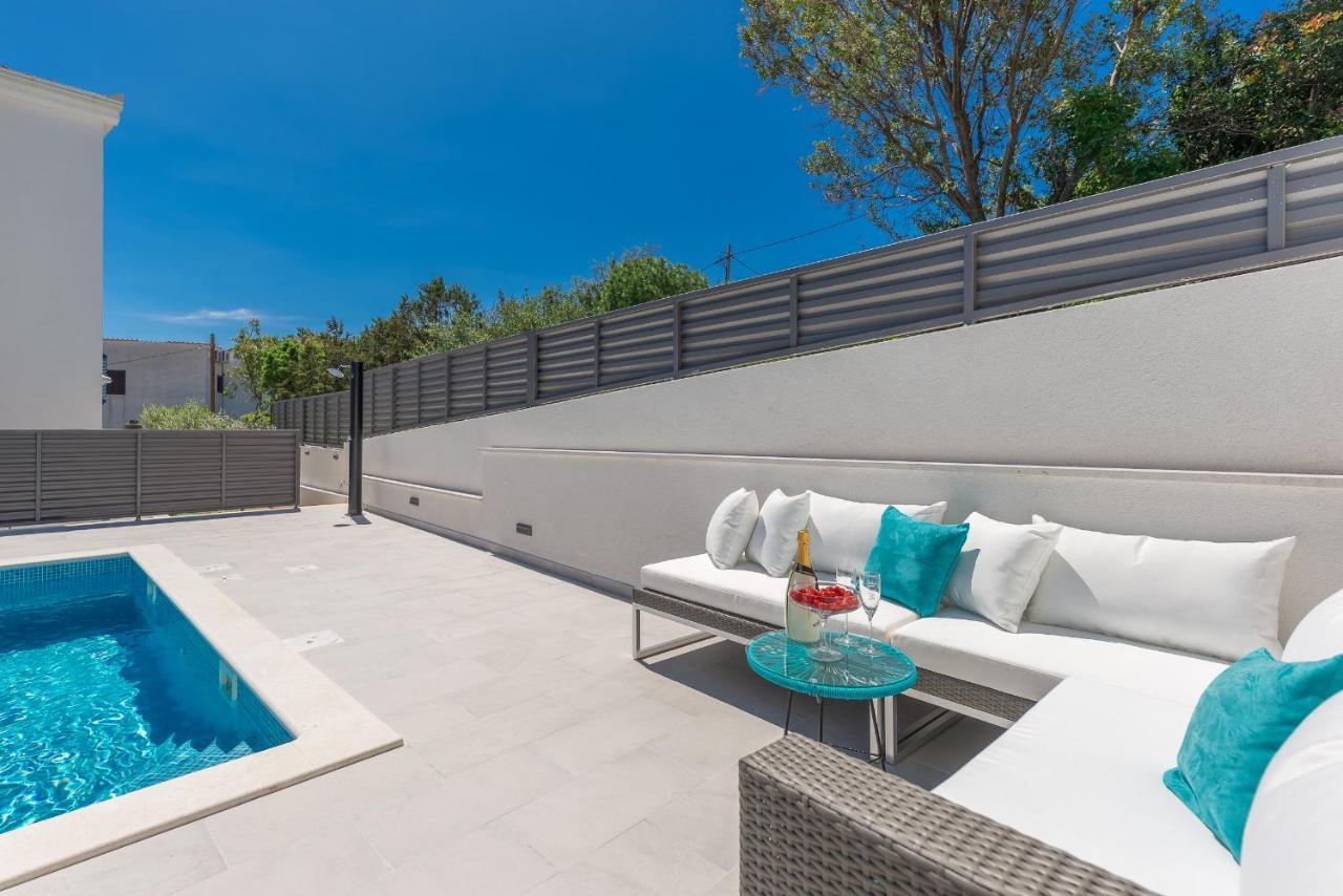 Villa Miholina - With Heated Swimming Pool Trogir Eksteriør bilde