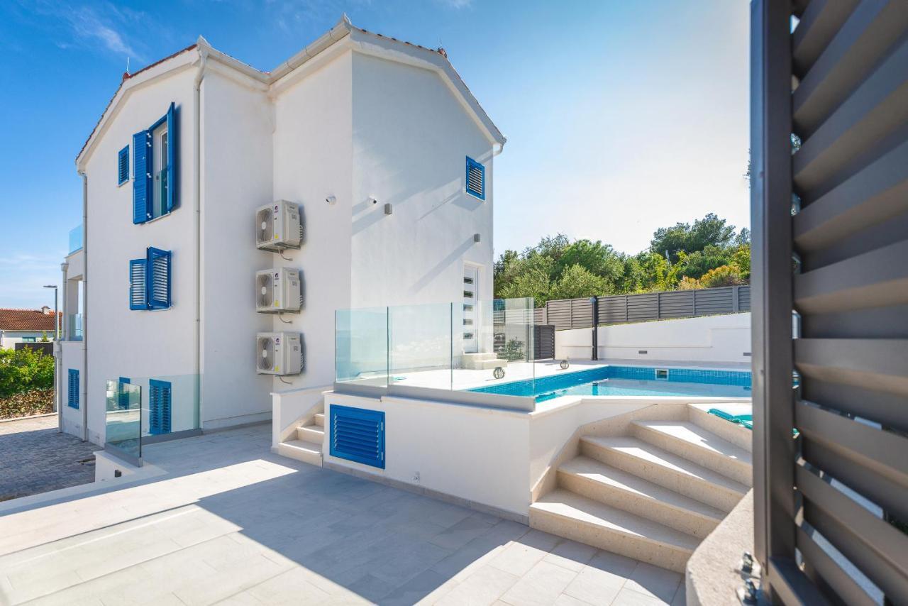 Villa Miholina - With Heated Swimming Pool Trogir Eksteriør bilde
